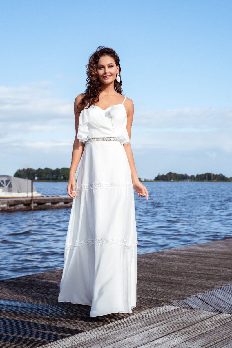 Empire Hochzeitskleid im leichten Boho Strandlook